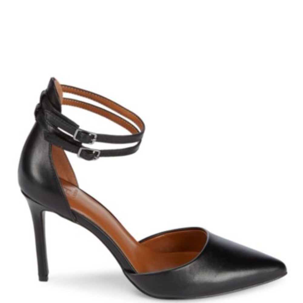 NIB H Halston Black Heels